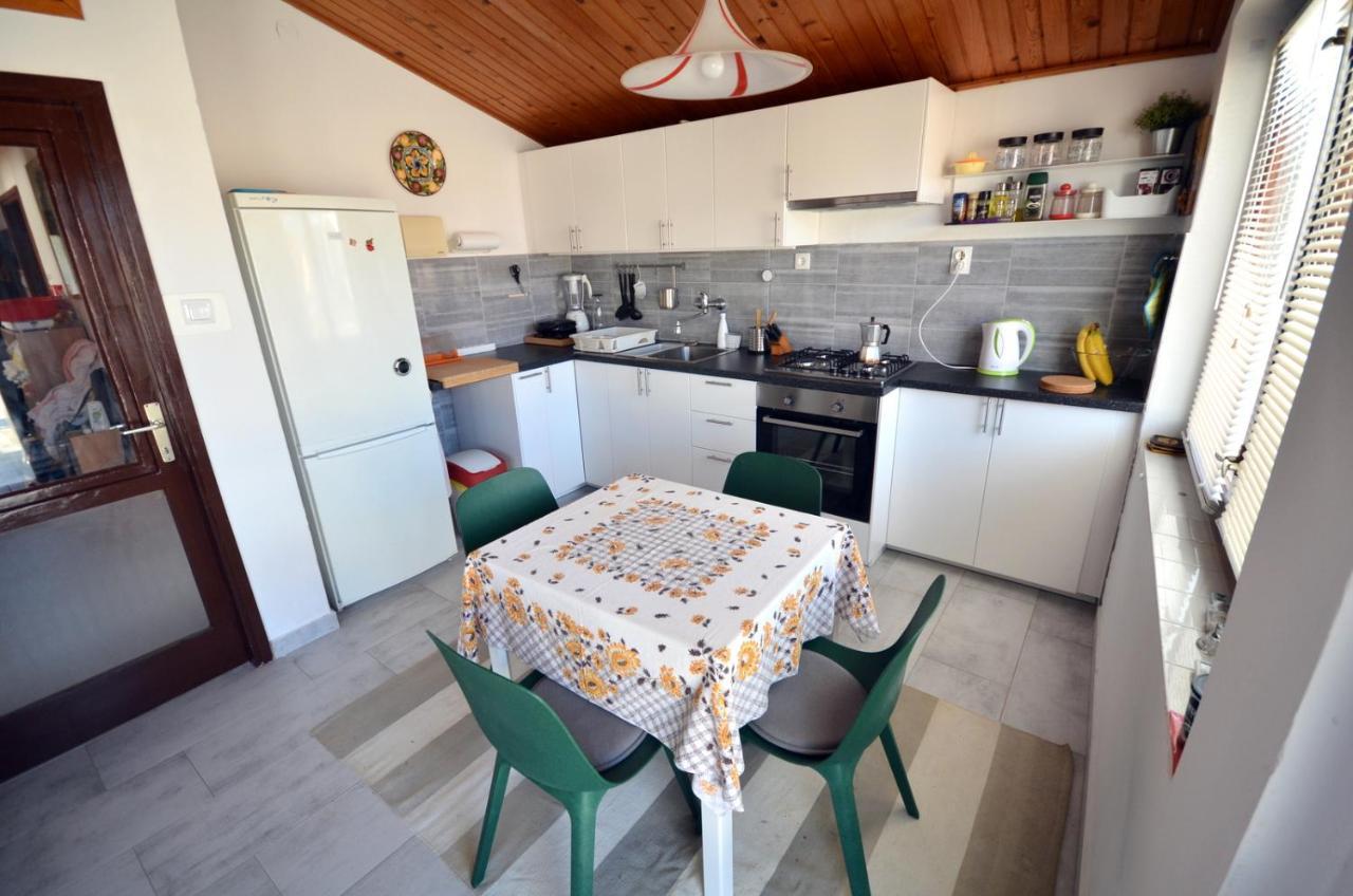 Blue Sky Apartment Primosten Bagian luar foto