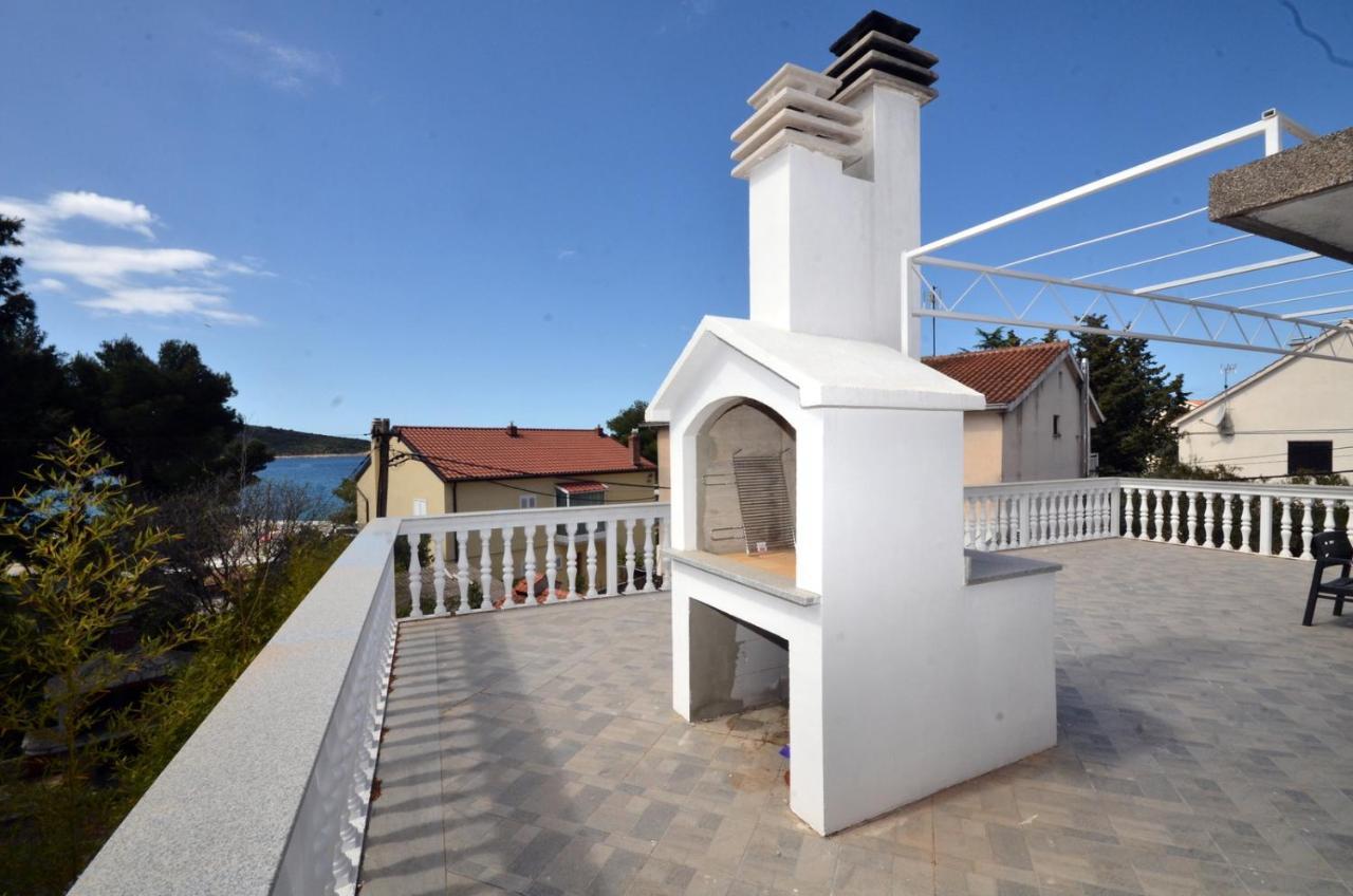 Blue Sky Apartment Primosten Bagian luar foto
