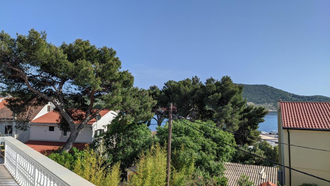 Blue Sky Apartment Primosten Bagian luar foto