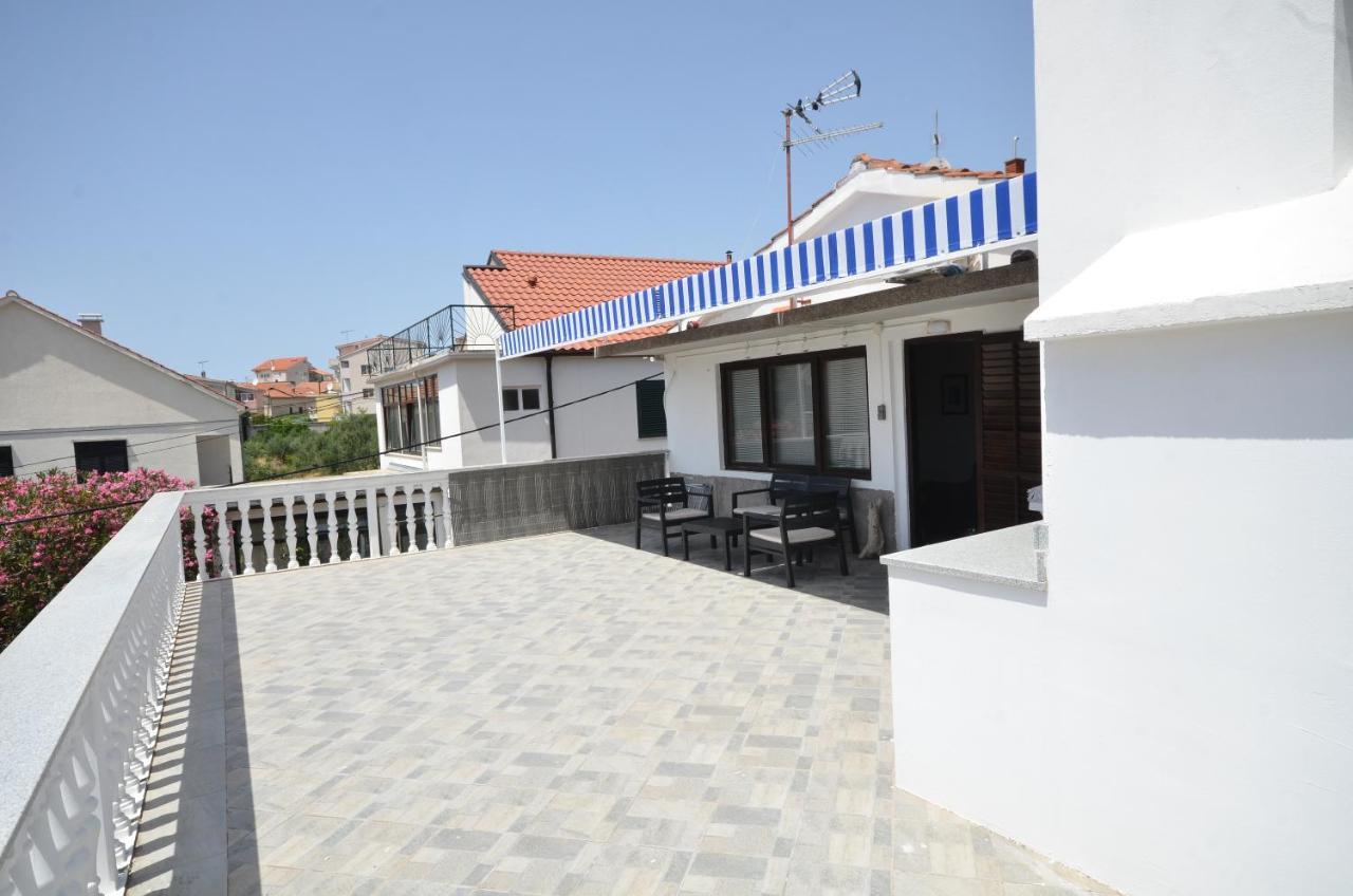 Blue Sky Apartment Primosten Bagian luar foto